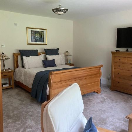 Bed and Breakfast Matlock House Hawkinge Экстерьер фото