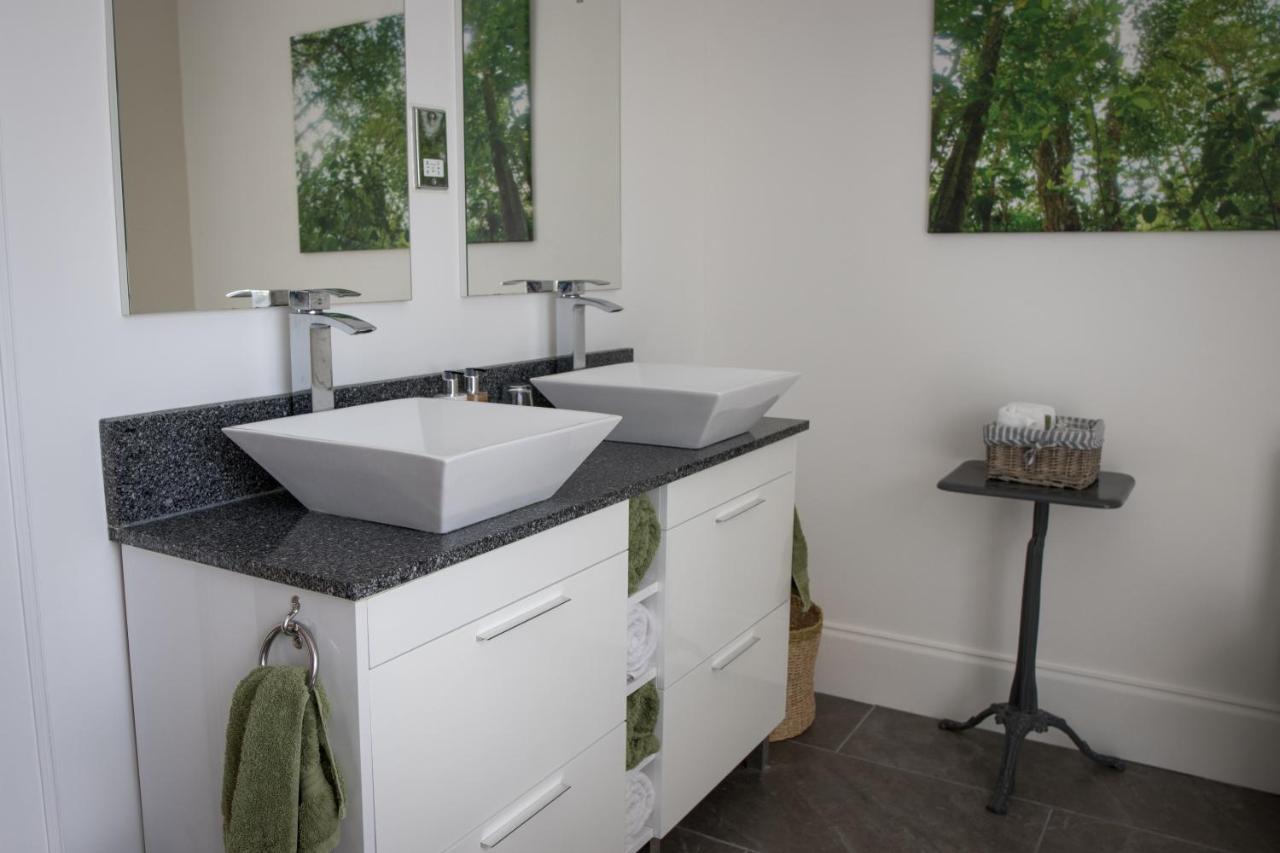 Bed and Breakfast Matlock House Hawkinge Экстерьер фото