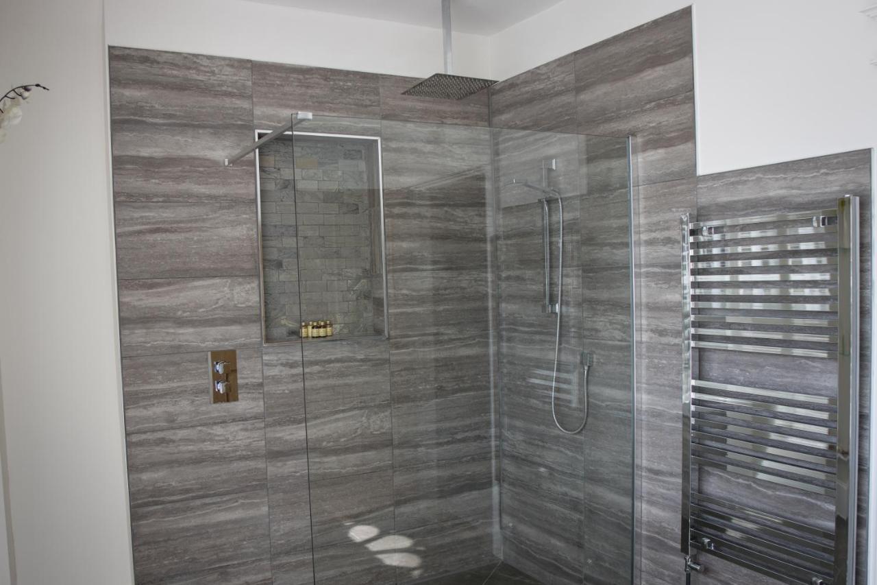 Bed and Breakfast Matlock House Hawkinge Экстерьер фото