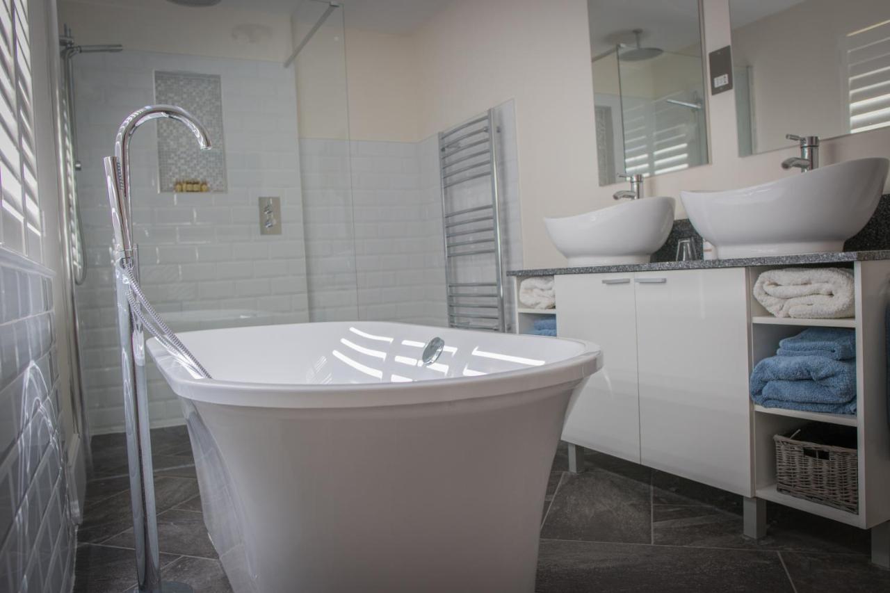 Bed and Breakfast Matlock House Hawkinge Экстерьер фото